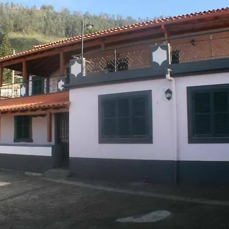 The Funny And Relax With Pool & Football Tables Calheta (Madeira)
